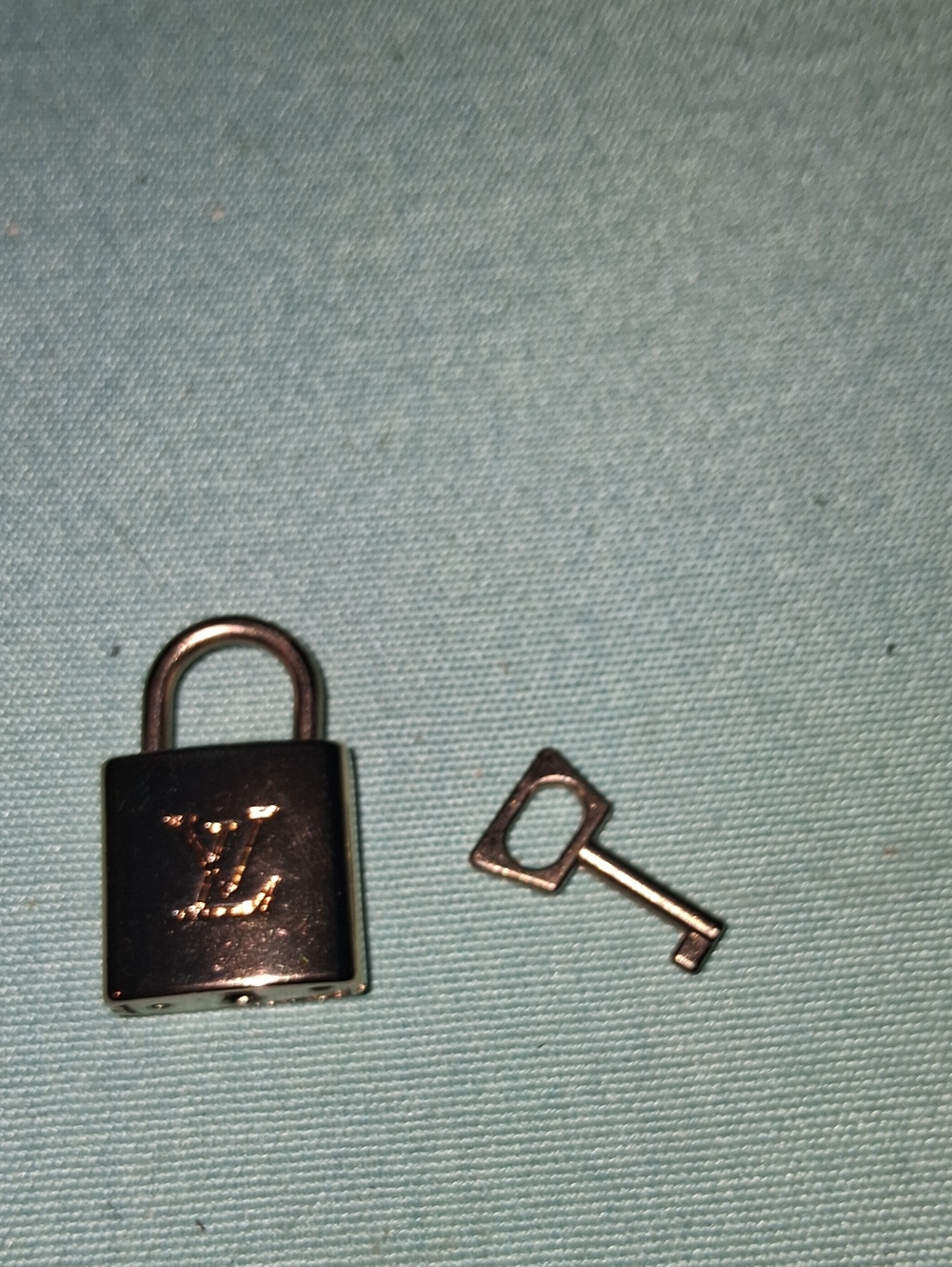 Source Unknown Padlock and Key Set